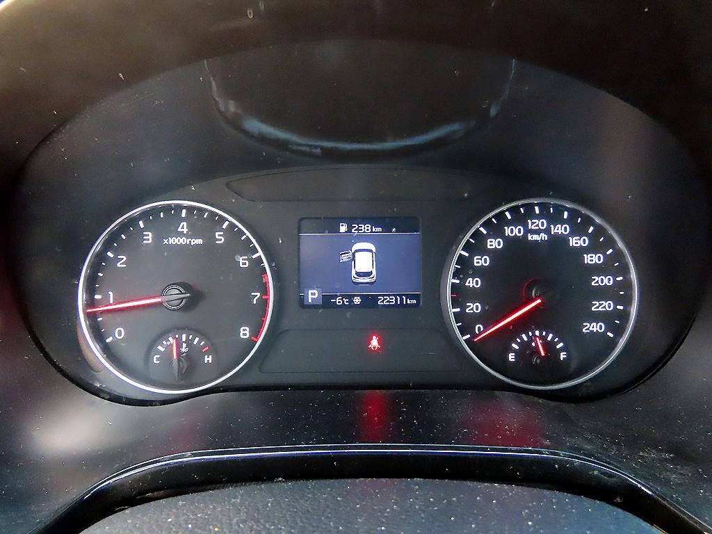 KIA Seltos - Vista 9