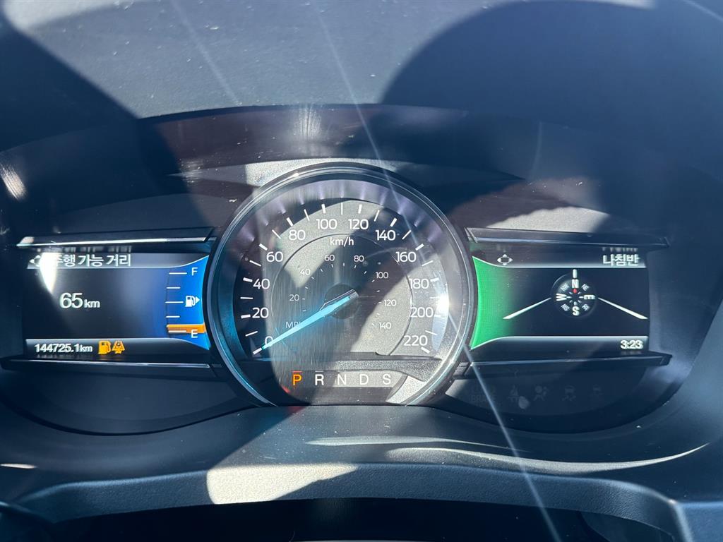 Ford Explorer - Vista 5