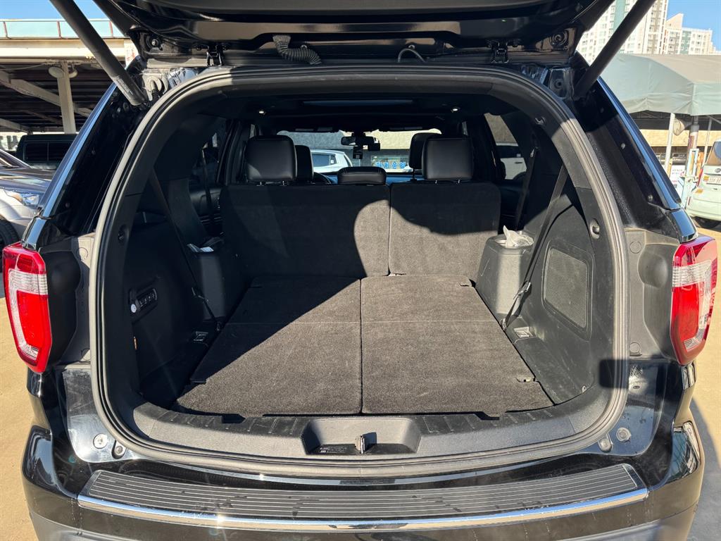 Ford Explorer 2018 Negro - Importación desde Corea - HF Imports Iquique - Foto 18