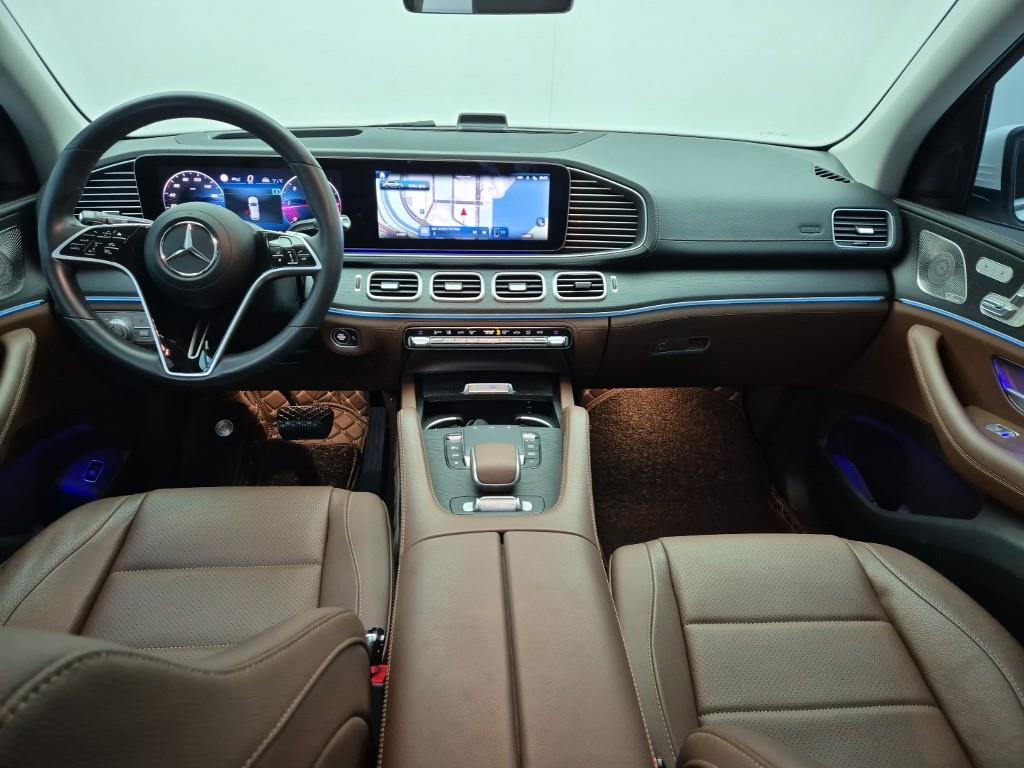 Mercedes Benz GLE Class - Vista 5