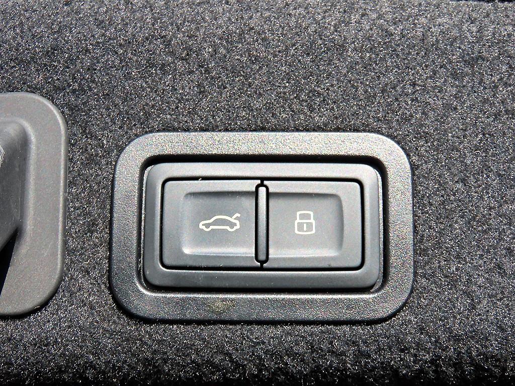 Audi A6 2018 Negro - Importación desde Corea - HF Imports Iquique - Foto 17