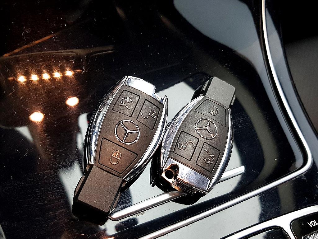 Mercedes Benz C Class - Vista 12