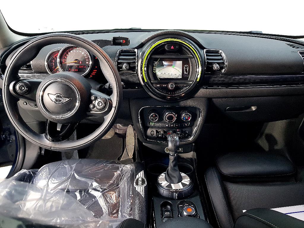 Mini Clubman - Vista 5