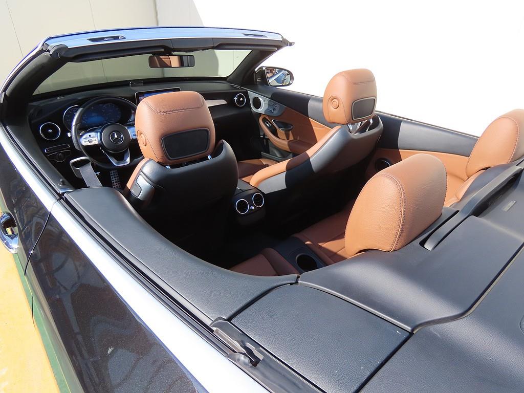 Mercedes Benz C Class - Vista 9