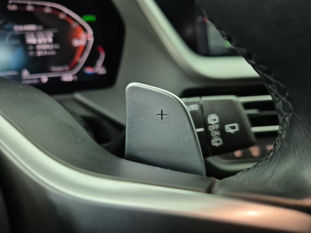 BMW 1 series 2021 Negro - Importación desde Corea - HF Imports Iquique - Foto 17