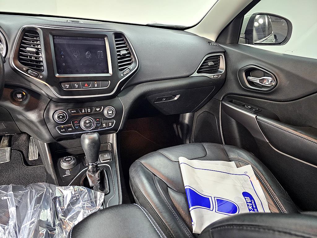 Jeep Cherokee - Vista 10