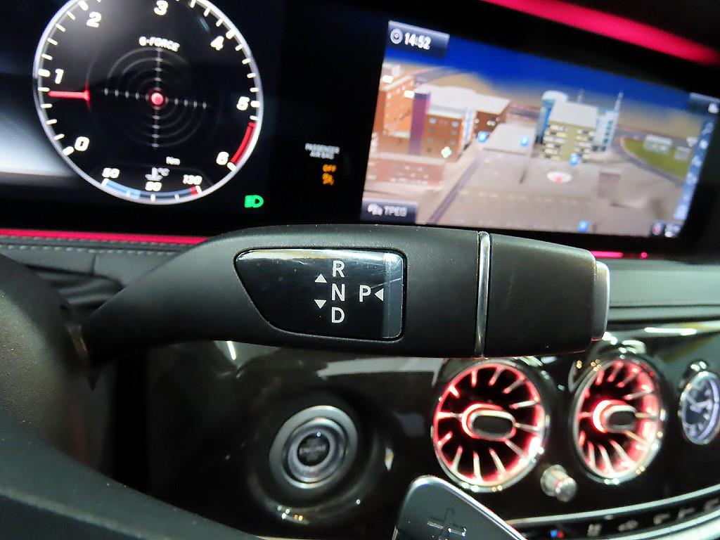 Mercedes Benz S Class - Vista 10