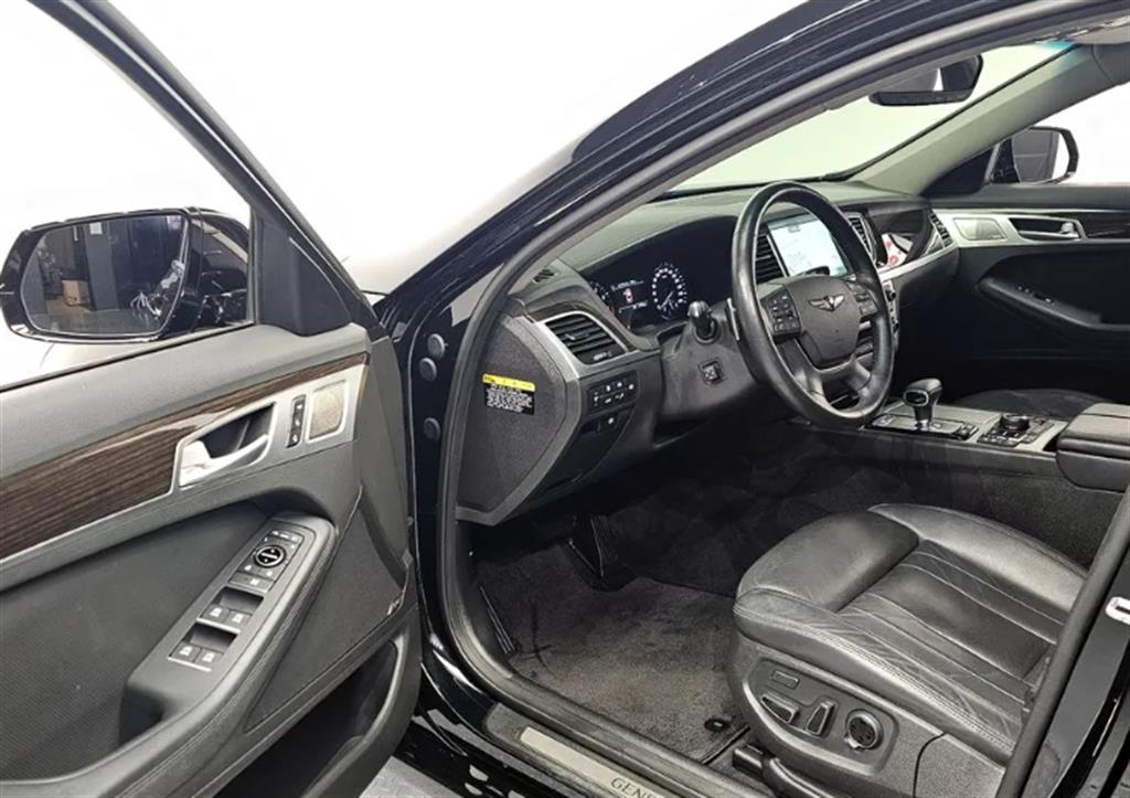 Genesis G80 - Vista 12