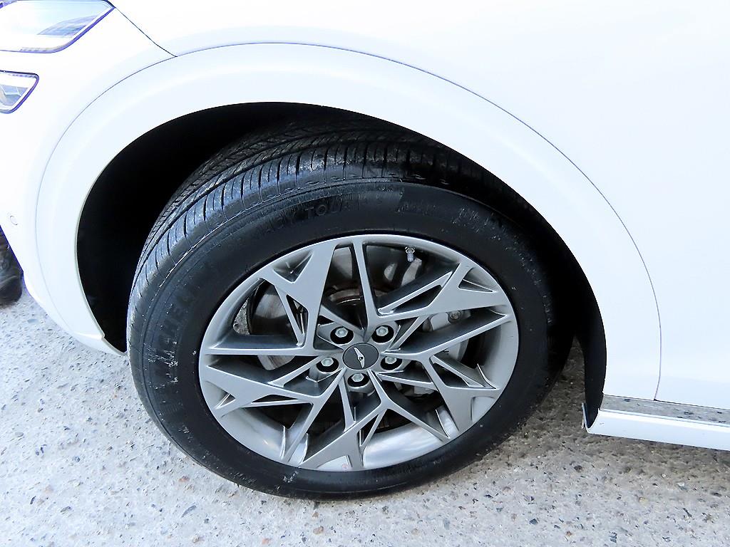 Genesis GV70 2024 Blanco - Importación desde Corea - HF Imports Iquique - Foto 20