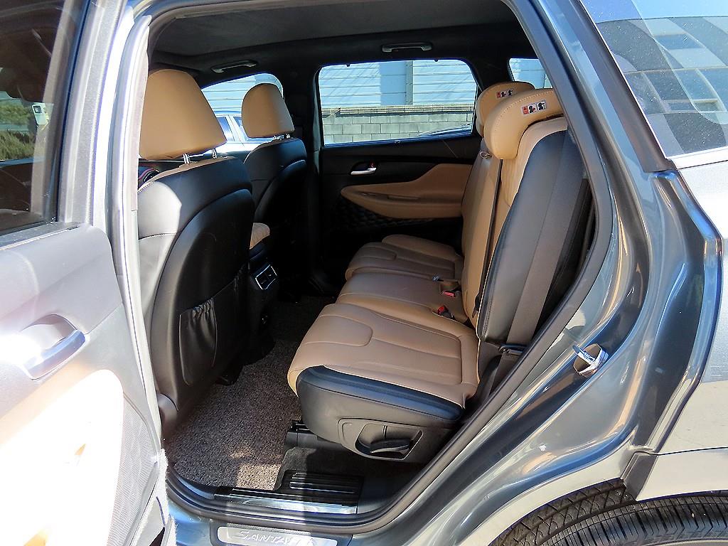 HYUNDAI Santa Fe - Vista 6