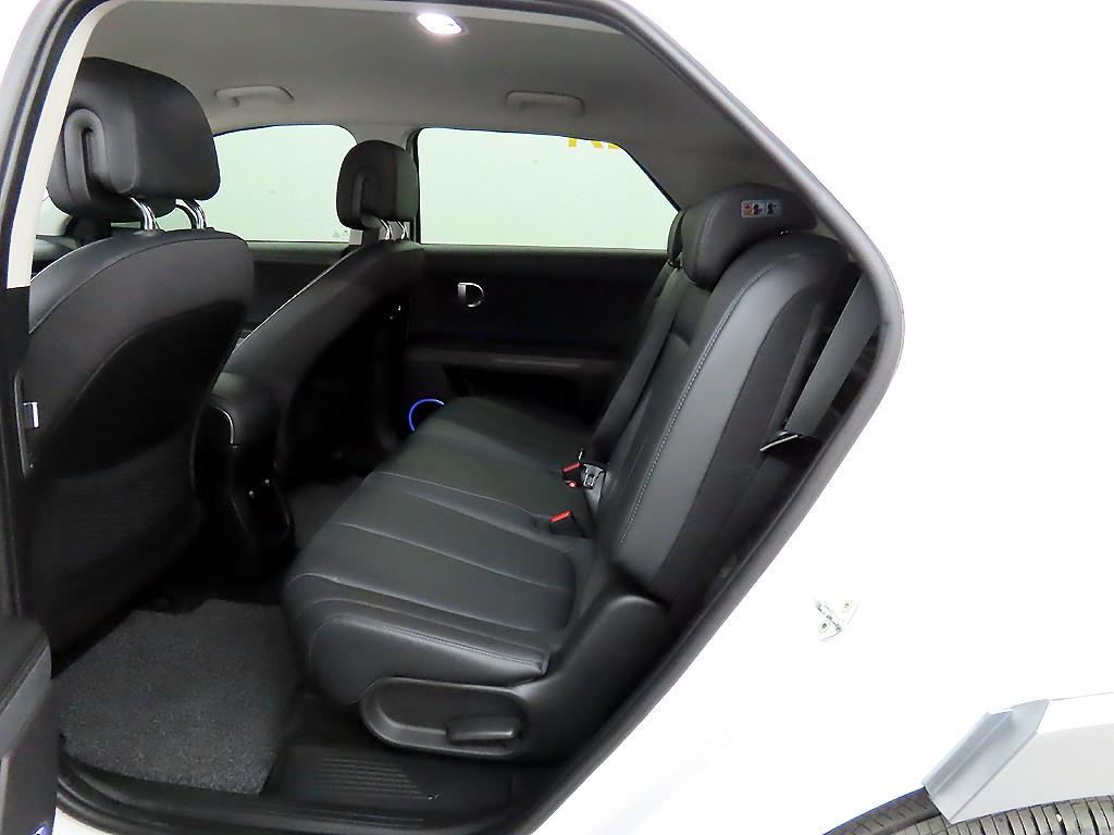 HYUNDAI Ioniq 5 - Vista 6