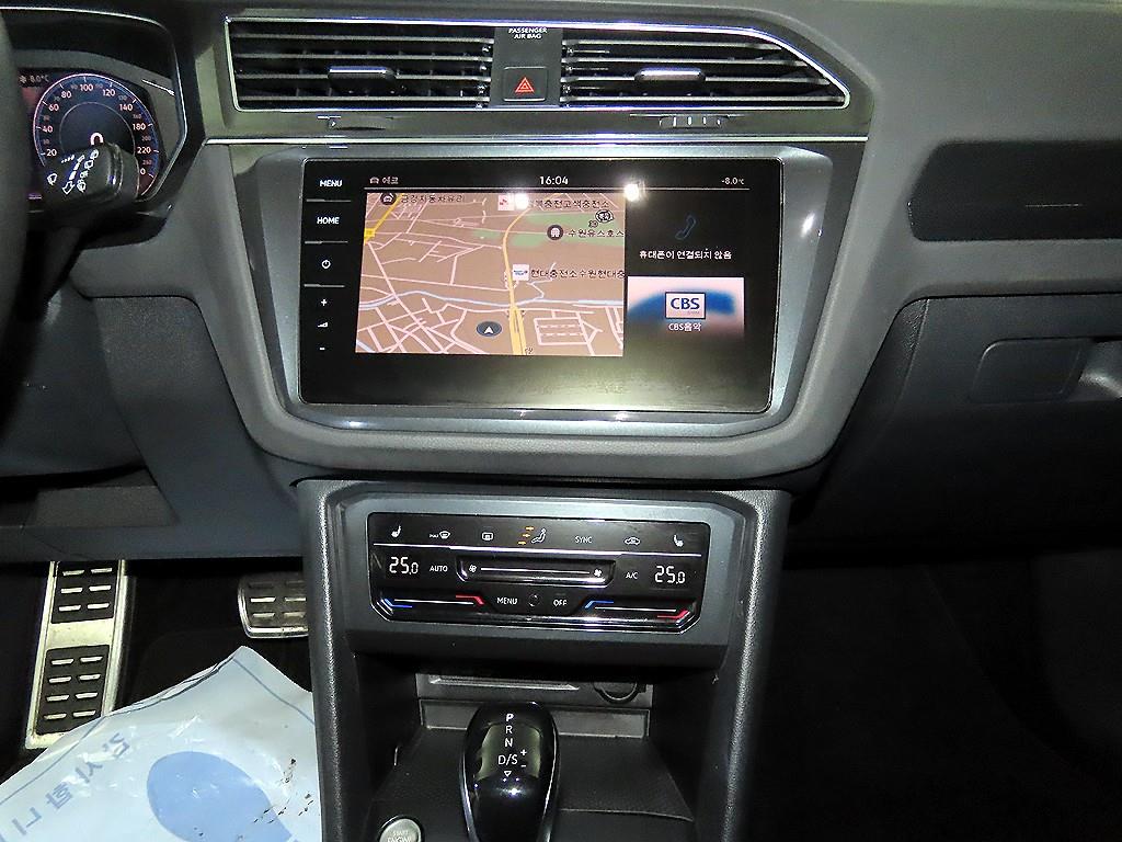 Volkswagen Tiguan - Vista 11