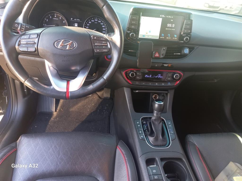 HYUNDAI i30 - Vista 6