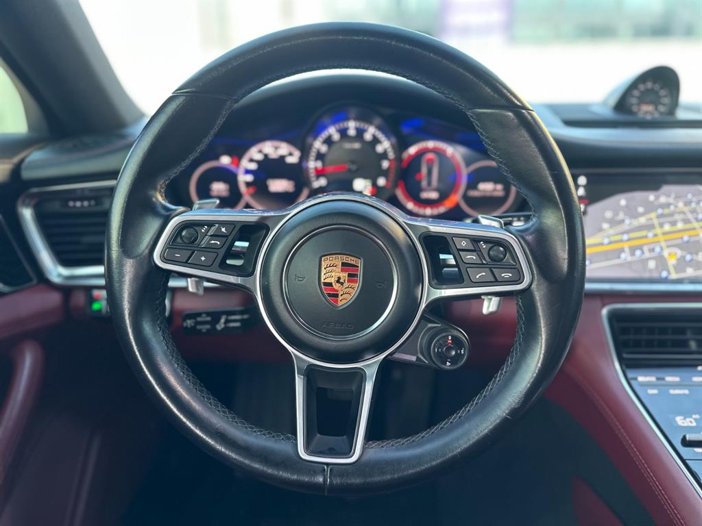 Porsche Panamera - Vista 11