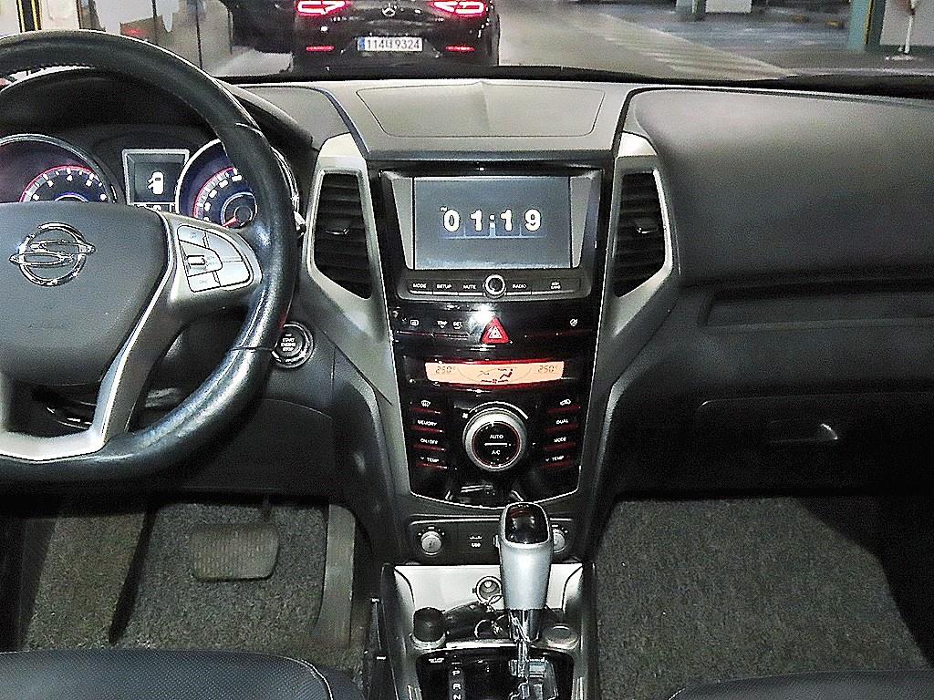 Ssangyong Tivoli - Vista 11