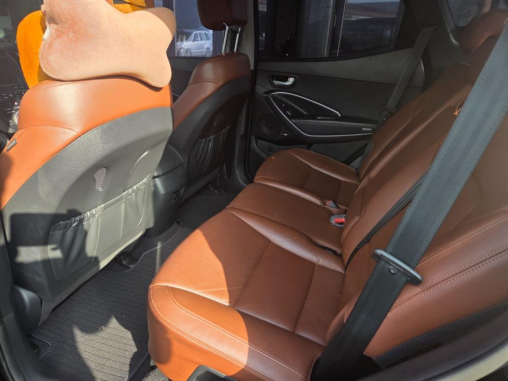 HYUNDAI Santa Fe - Vista 5