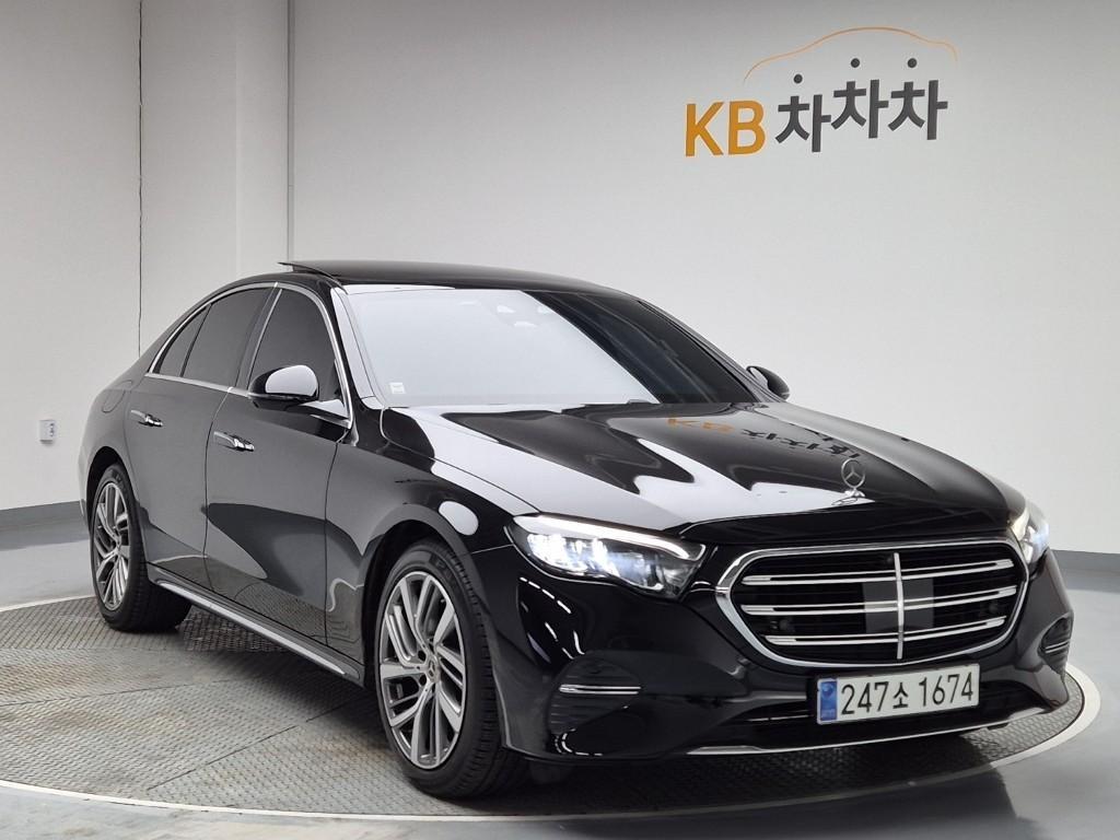 Mercedes Benz E class - Vista 4