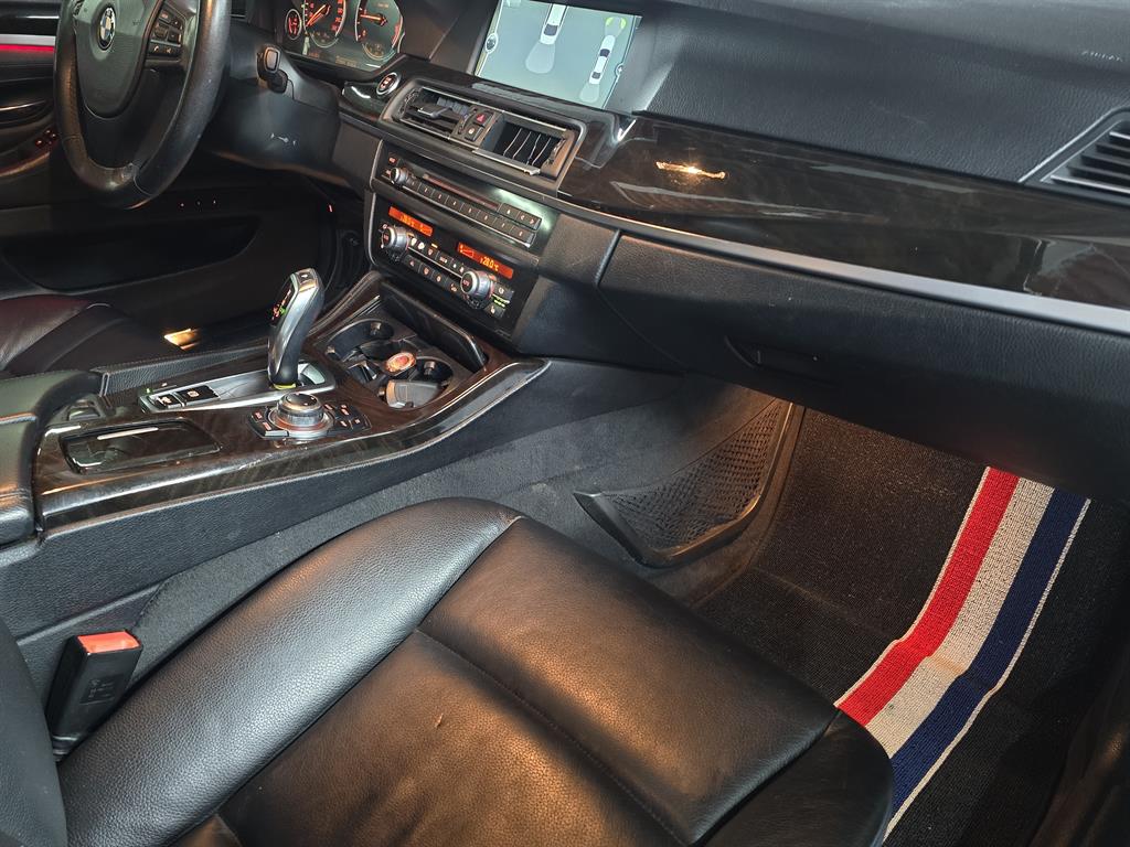 BMW 5 Series - Vista 8