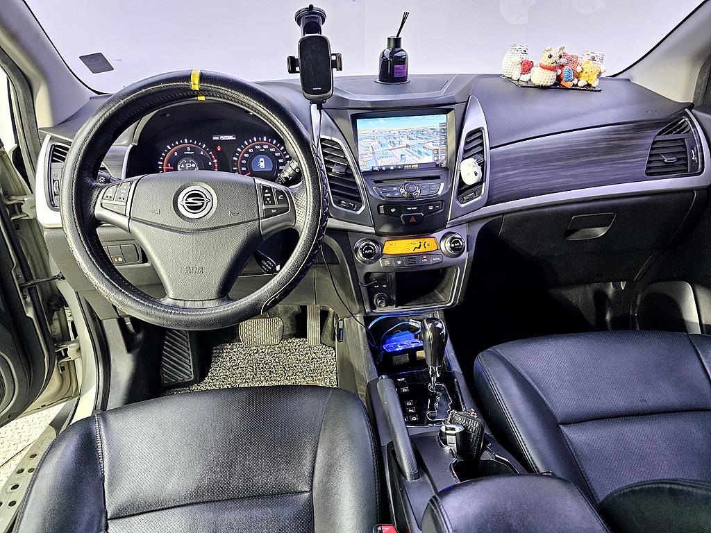 Ssangyong Korando - Vista 5