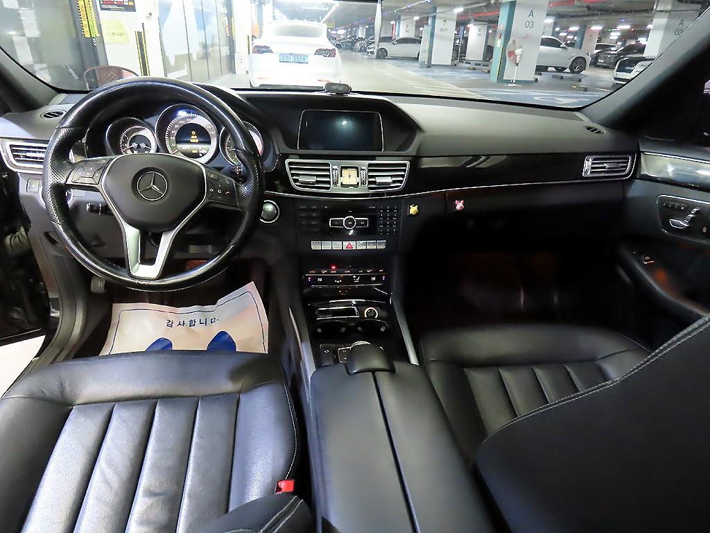 Mercedes Benz E class - Vista 10