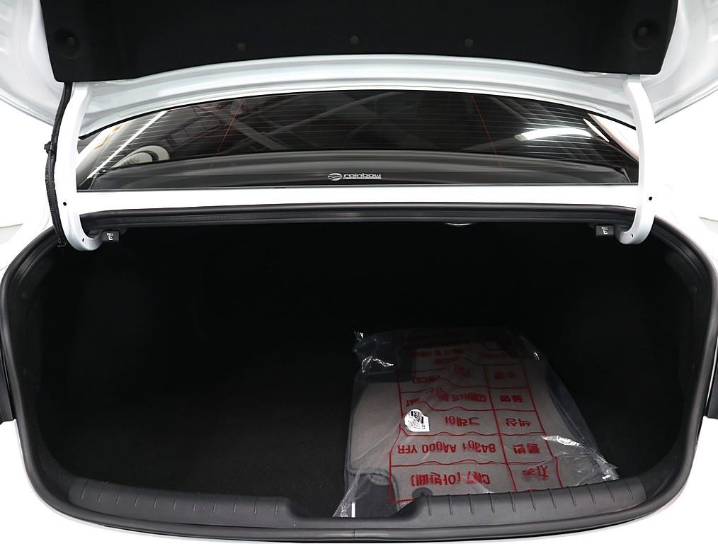 HYUNDAI Avante 2026 Blanco - Importación desde Corea - HF Imports Iquique - Foto 18