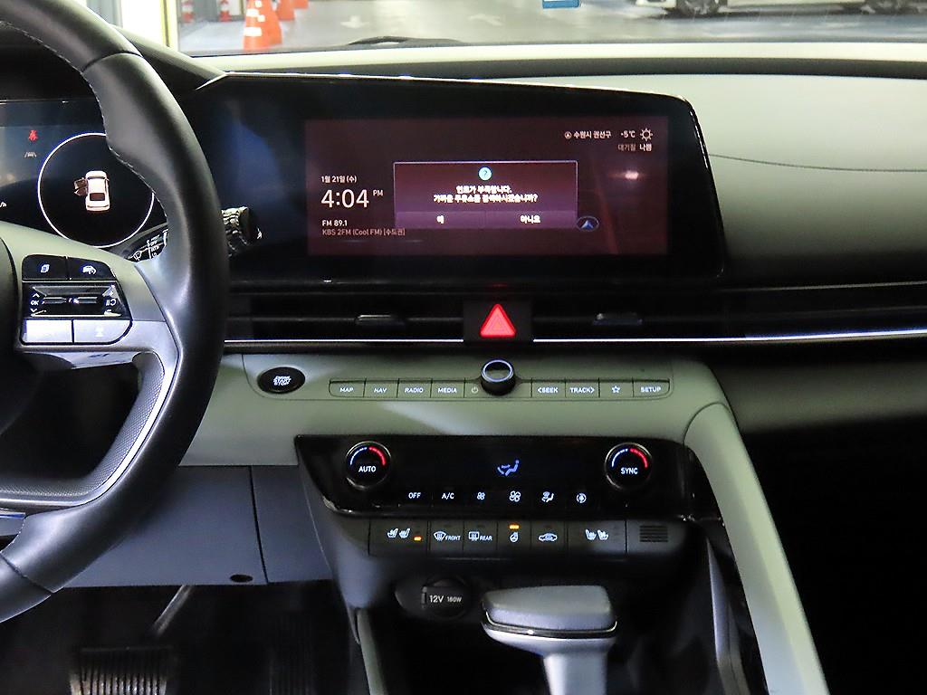 HYUNDAI Avante - Vista 11