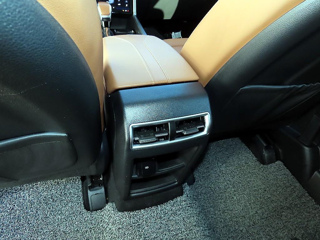 Ssangyong Torres 2023 Plateado - Importación desde Corea - HF Imports Iquique - Foto 17