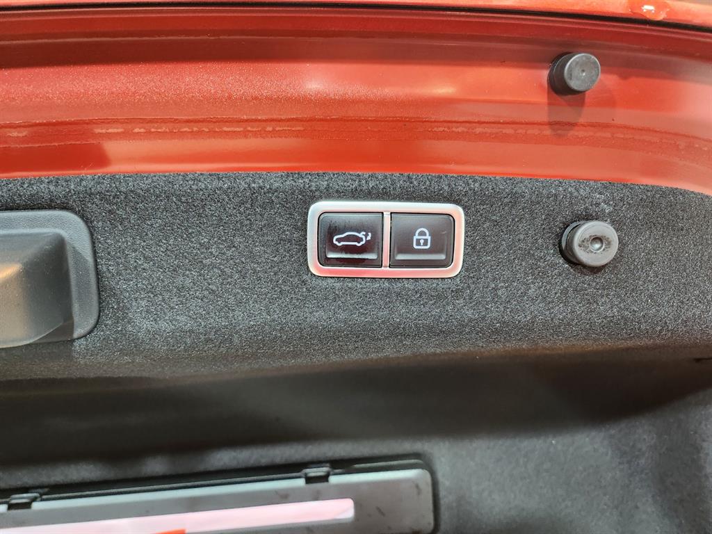 Genesis G70 - Vista 5