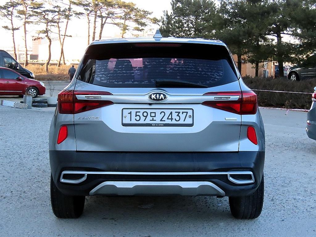 KIA Seltos - Vista 4
