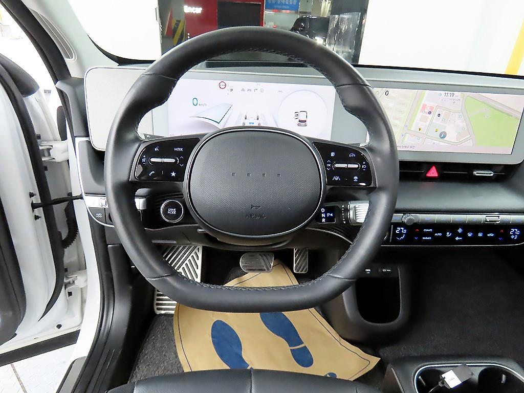 HYUNDAI Ioniq 5 - Vista 9