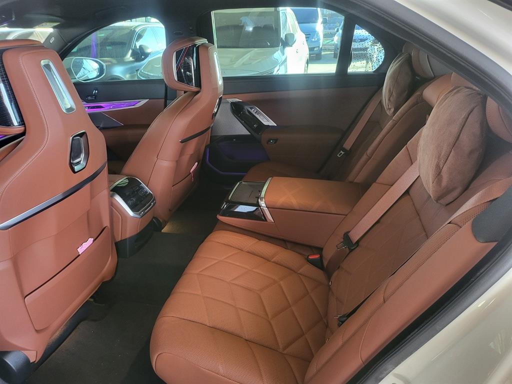 BMW 7 Series 2025 Blanco - Importación desde Corea - HF Imports Iquique - Foto 18