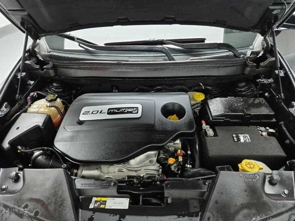 Jeep Cherokee - Vista 5