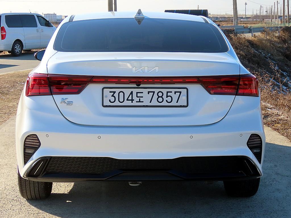 KIA K3 - Vista 4
