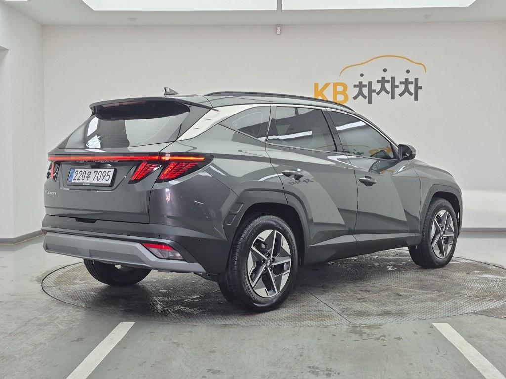 HYUNDAI Tucson - Vista 4
