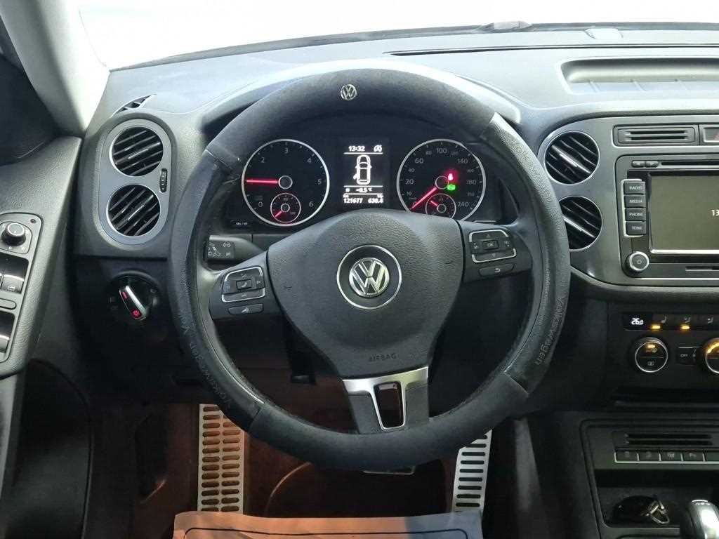 Volkswagen Tiguan - Vista 9