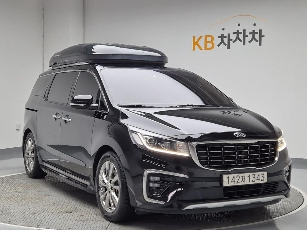 KIA Carnival - Vista 4