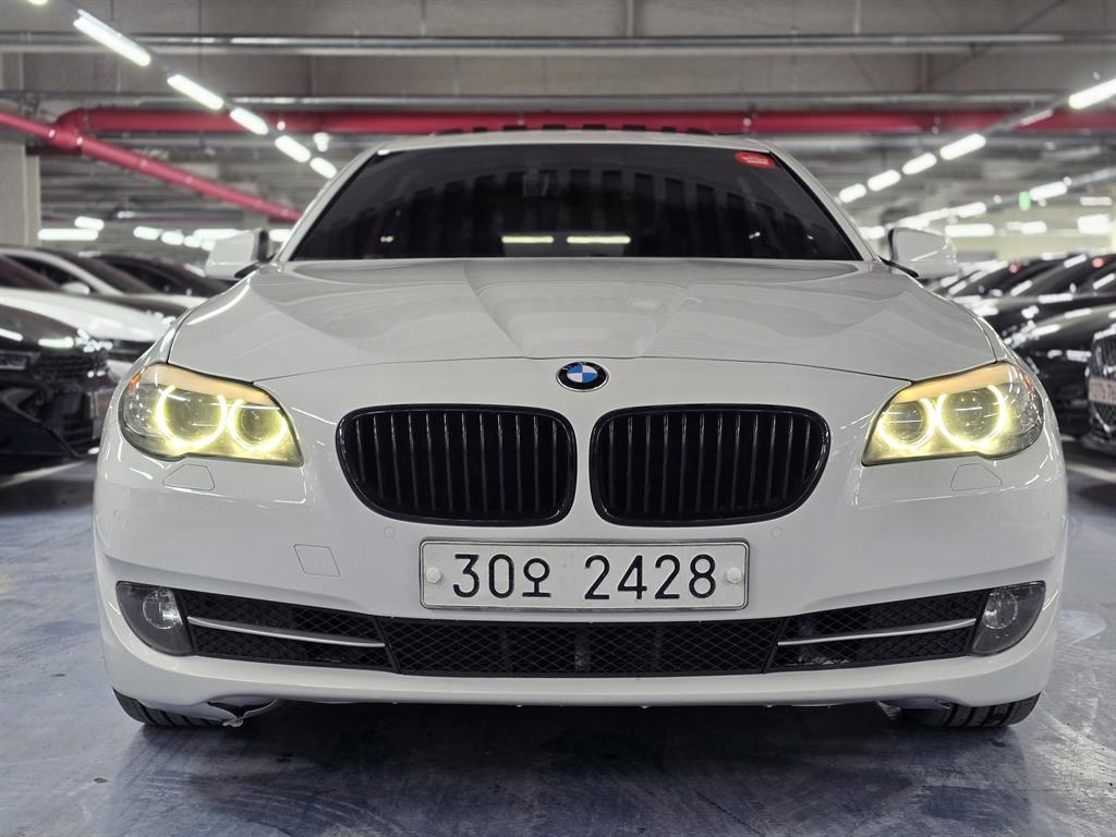 BMW 5 Series - Vista 4