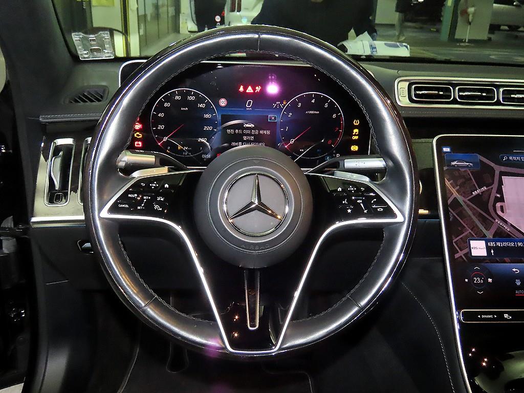 Mercedes Benz S Class - Vista 7