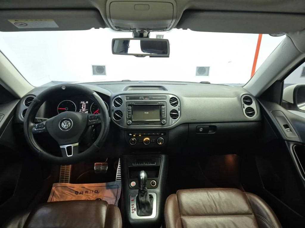 Volkswagen Tiguan - Vista 7