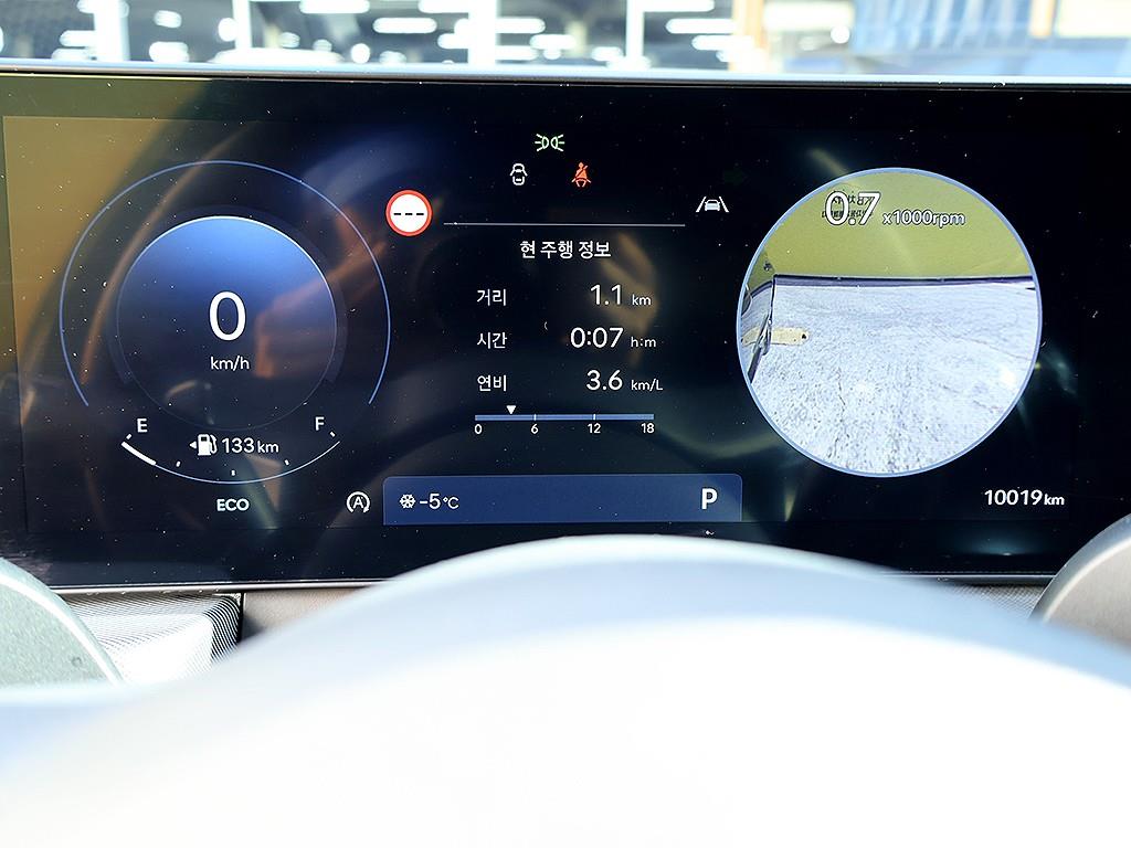 HYUNDAI Sonata - Vista 11