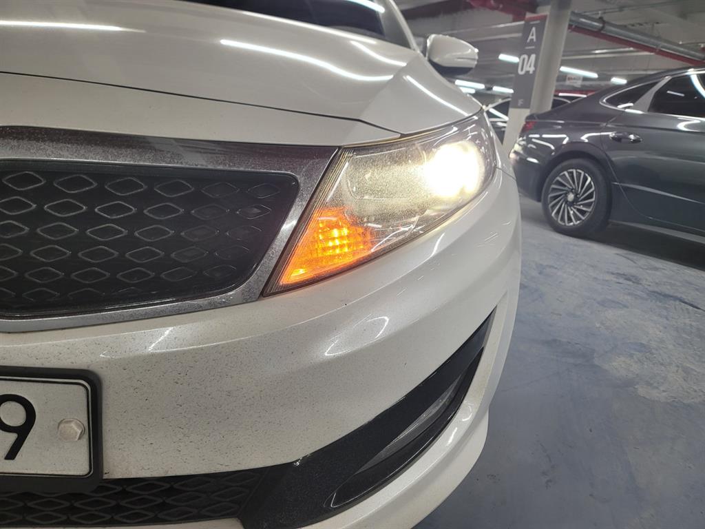 KIA K5 2013 Blanco - Importación desde Corea - HF Imports Iquique - Foto 20