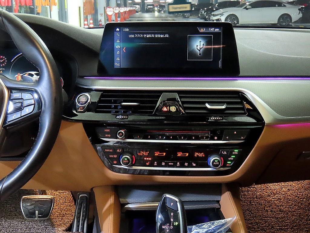 BMW 5 Series - Vista 11