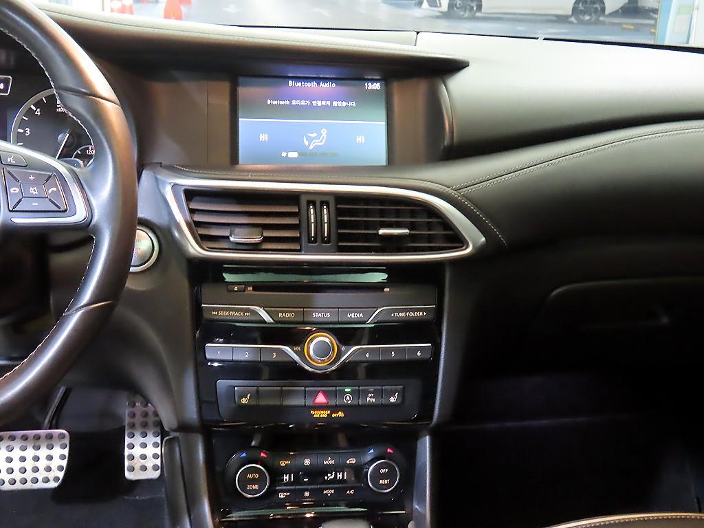 Infiniti Q - Vista 11