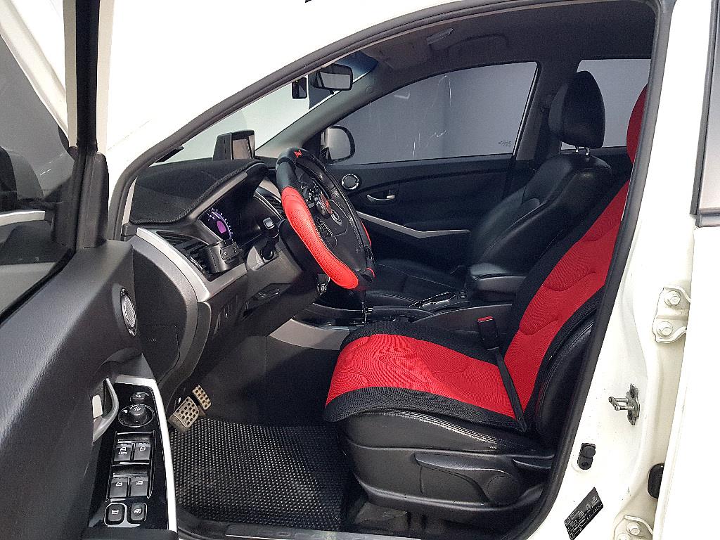 Ssangyong Korando - Vista 7