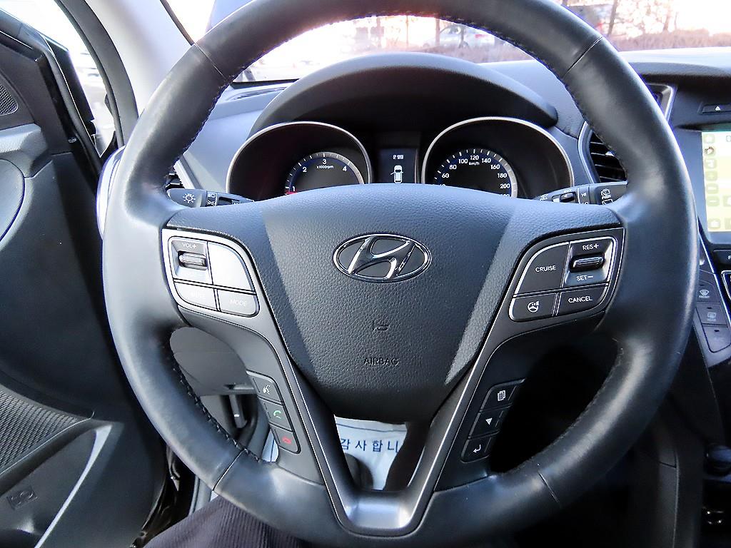 HYUNDAI Maxcruz - Vista 8