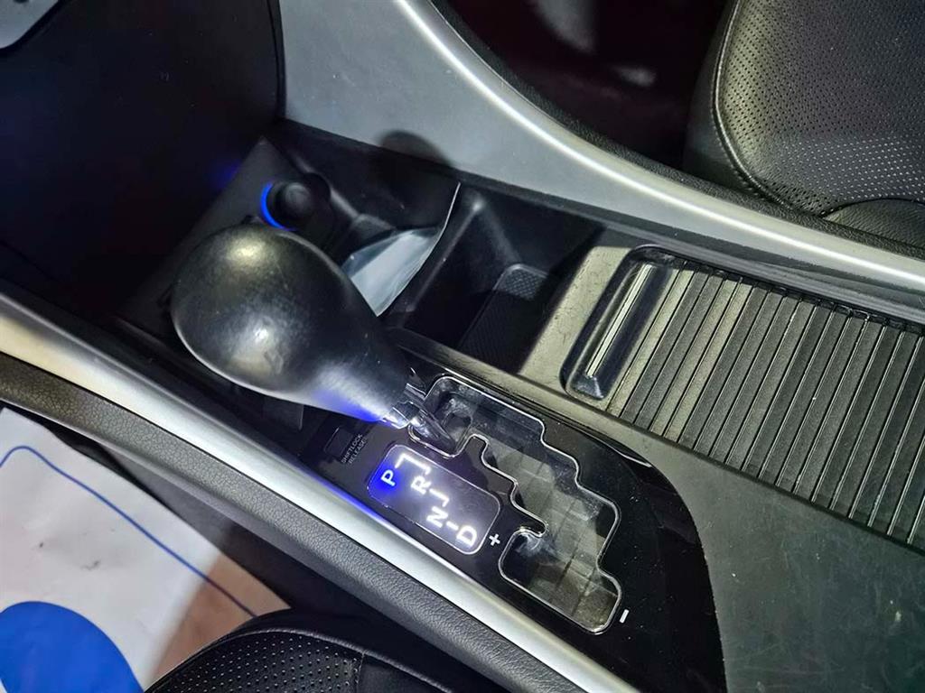 HYUNDAI Sonata - Vista 10