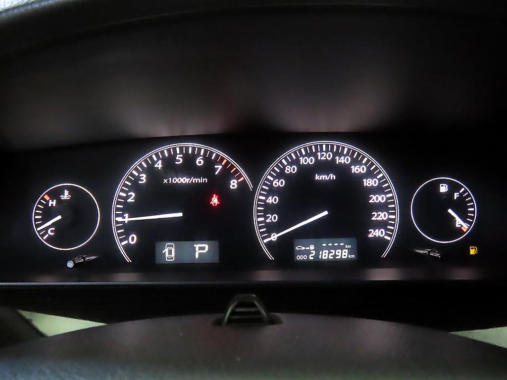 SAMSUNG SM7 - Vista 9