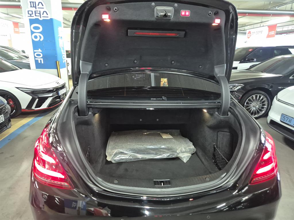 Mercedes Benz S Class 2018 Negro - Importación desde Corea - HF Imports Iquique - Foto 18