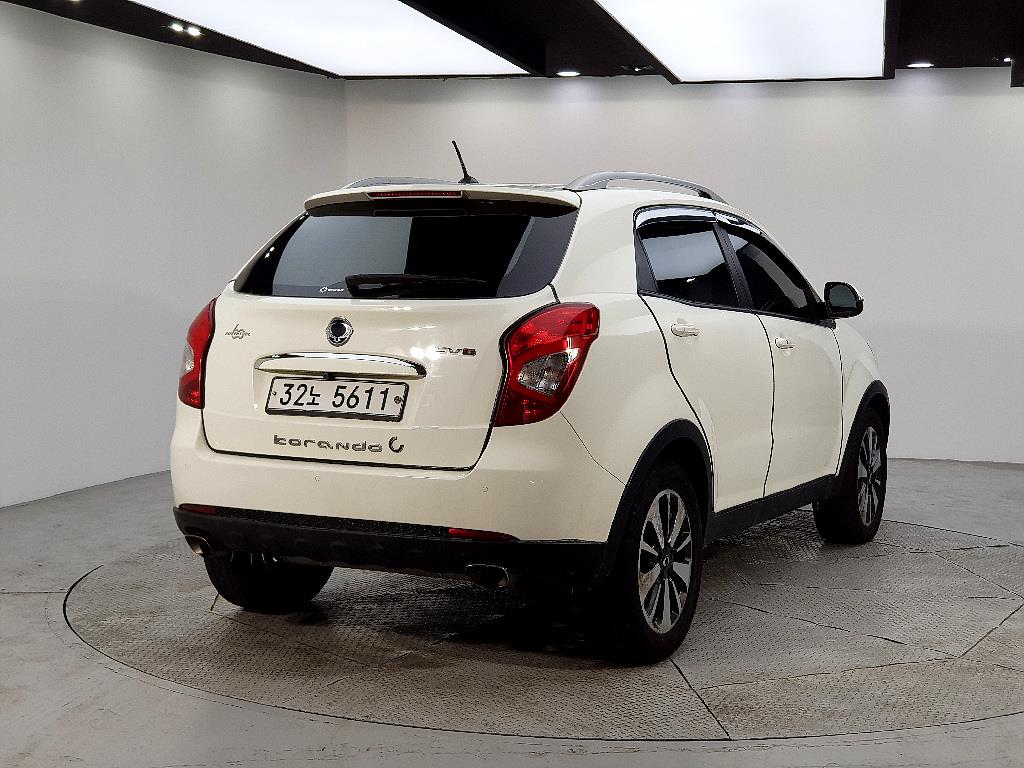 Ssangyong Korando - Vista 4