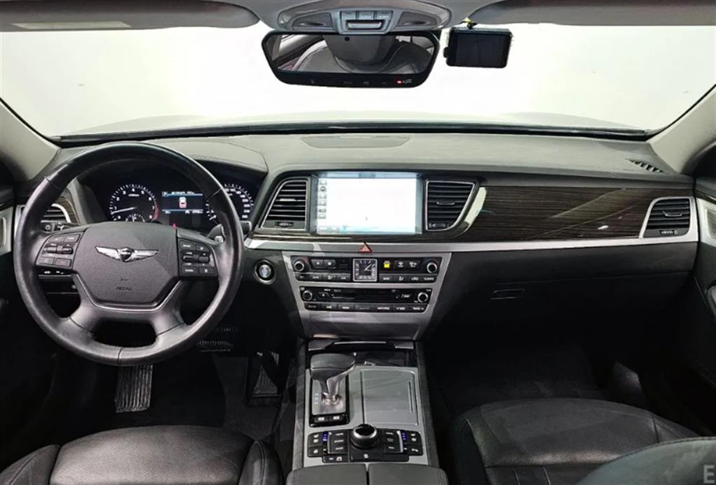 Genesis G80 - Vista 8